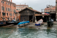Venice-Gondola-boatyard